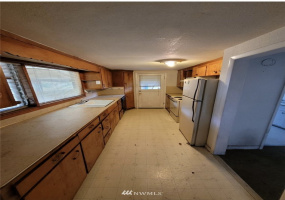 15502 5th, Tacoma, Washington 98445, 2 Bedrooms Bedrooms, ,1 BathroomBathrooms,Residential,For Sale,5th,NWM1856209