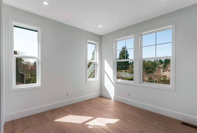 3601 12th, Seattle, Washington 98119, 4 Bedrooms Bedrooms, ,2 BathroomsBathrooms,Residential,For Sale,12th,NWM1855486