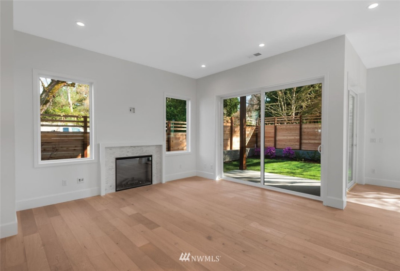 3601 12th, Seattle, Washington 98119, 4 Bedrooms Bedrooms, ,2 BathroomsBathrooms,Residential,For Sale,12th,NWM1855486