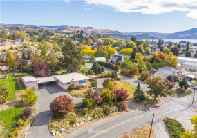 210 Totem Pole, Manson, Washington 98831, 3 Bedrooms Bedrooms, ,2 BathroomsBathrooms,Residential,For Sale,Totem Pole,NWM1856353