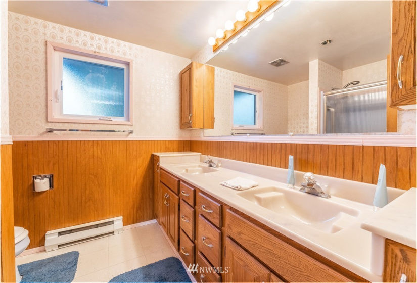 210 Totem Pole, Manson, Washington 98831, 3 Bedrooms Bedrooms, ,2 BathroomsBathrooms,Residential,For Sale,Totem Pole,NWM1856353