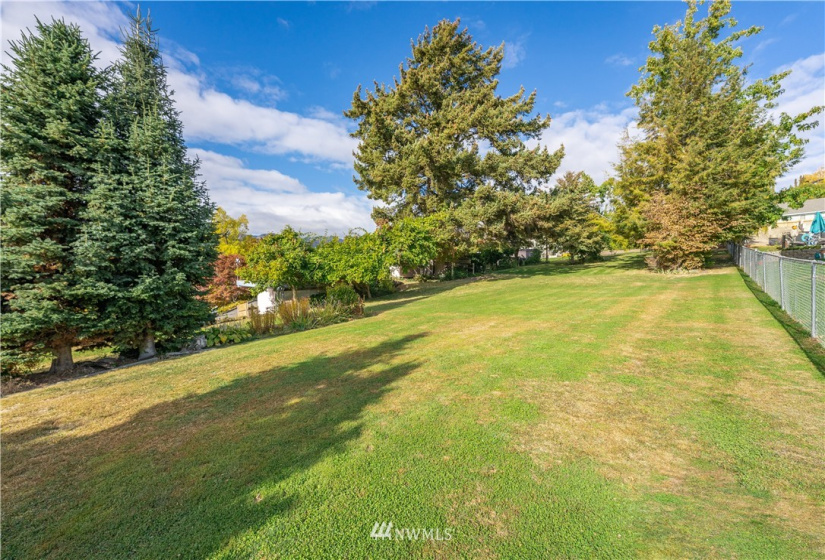 210 Totem Pole, Manson, Washington 98831, 3 Bedrooms Bedrooms, ,2 BathroomsBathrooms,Residential,For Sale,Totem Pole,NWM1856353