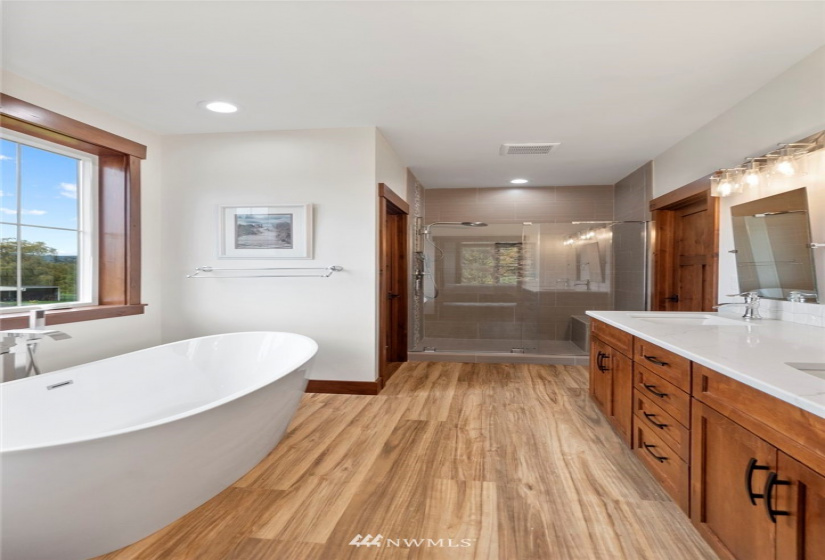 1905 Bloomhardt, Raymond, Washington 98577, 3 Bedrooms Bedrooms, ,3 BathroomsBathrooms,Residential,For Sale,Bloomhardt,NWM1855765