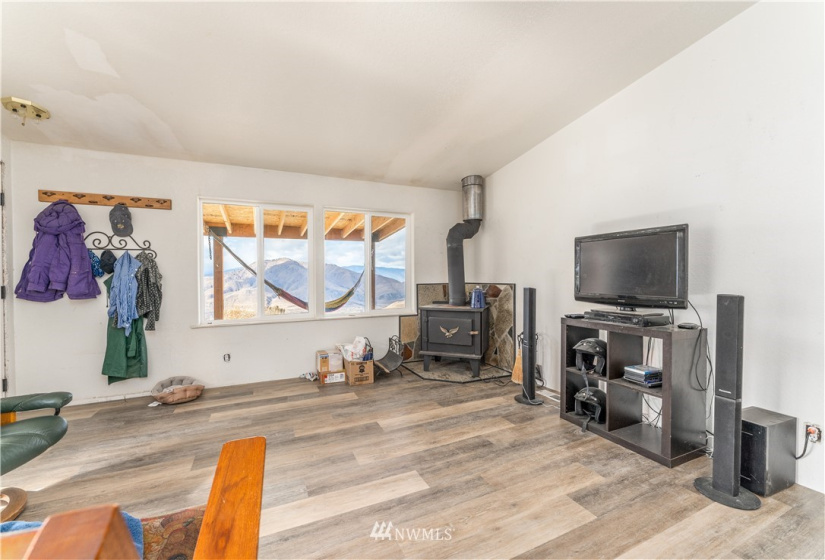3 Canyon View, Orondo, Washington 98843, 2 Bedrooms Bedrooms, ,2 BathroomsBathrooms,Residential,For Sale,Canyon View,NWM1856428
