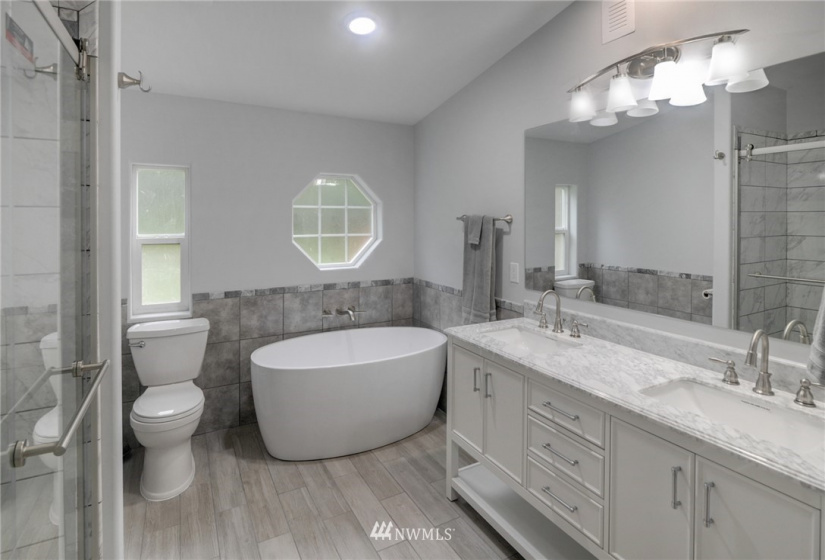 5514 284TH, Stanwood, Washington 98292, 3 Bedrooms Bedrooms, ,2 BathroomsBathrooms,Residential,For Sale,284TH,NWM1855604