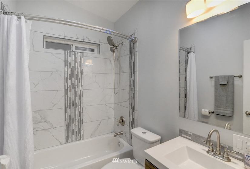 5514 284TH, Stanwood, Washington 98292, 3 Bedrooms Bedrooms, ,2 BathroomsBathrooms,Residential,For Sale,284TH,NWM1855604