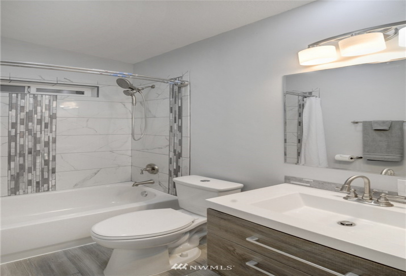 5514 284TH, Stanwood, Washington 98292, 3 Bedrooms Bedrooms, ,2 BathroomsBathrooms,Residential,For Sale,284TH,NWM1855604