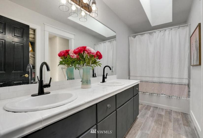 18801 320th, Duvall, Washington 98019, 3 Bedrooms Bedrooms, ,2 BathroomsBathrooms,Residential,For Sale,Cherry Gardens Div 3,320th,NWM1856444