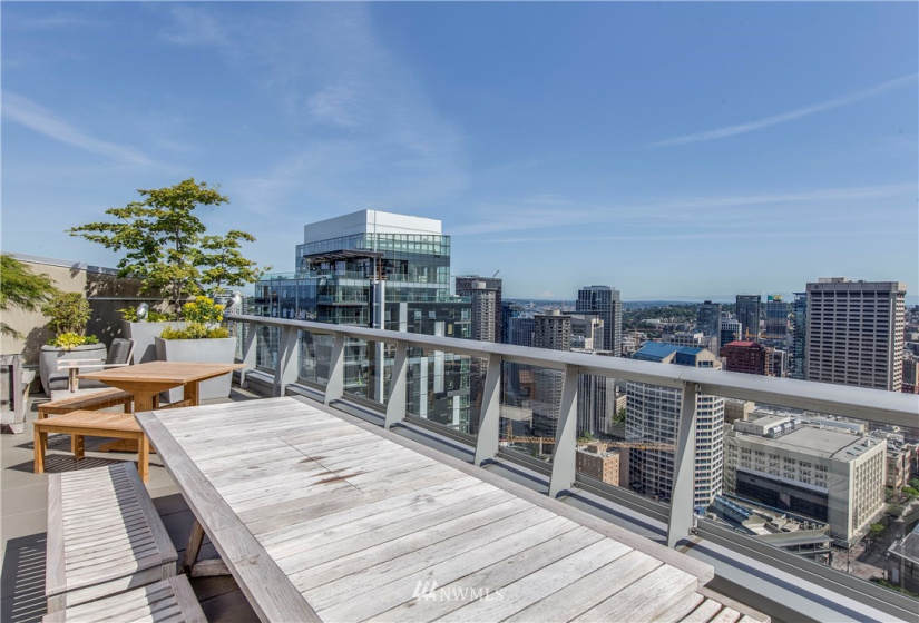 1521 2nd, Seattle, Washington 98101, 2 Bedrooms Bedrooms, ,1 BathroomBathrooms,Residential,For Sale,Fifteen Twenty-One Second Avenue,2nd,NWM1821533