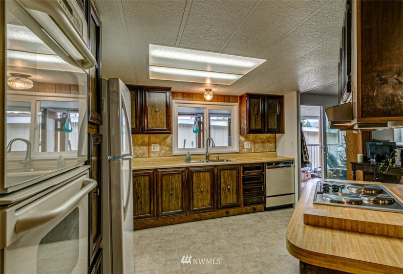 301 7th, Sequim, Washington 98382, 3 Bedrooms Bedrooms, ,2 BathroomsBathrooms,Manufactured In Park,For Sale,7th,NWM1856974