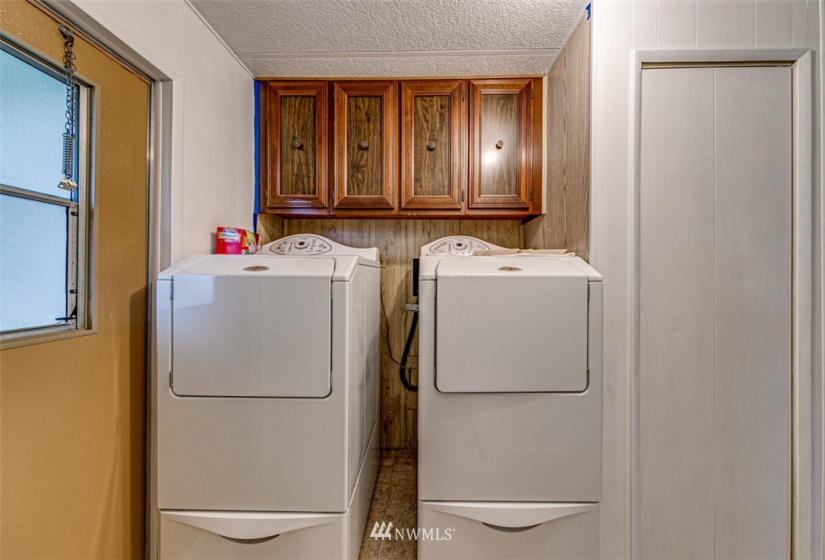 301 7th, Sequim, Washington 98382, 3 Bedrooms Bedrooms, ,2 BathroomsBathrooms,Manufactured In Park,For Sale,7th,NWM1856974