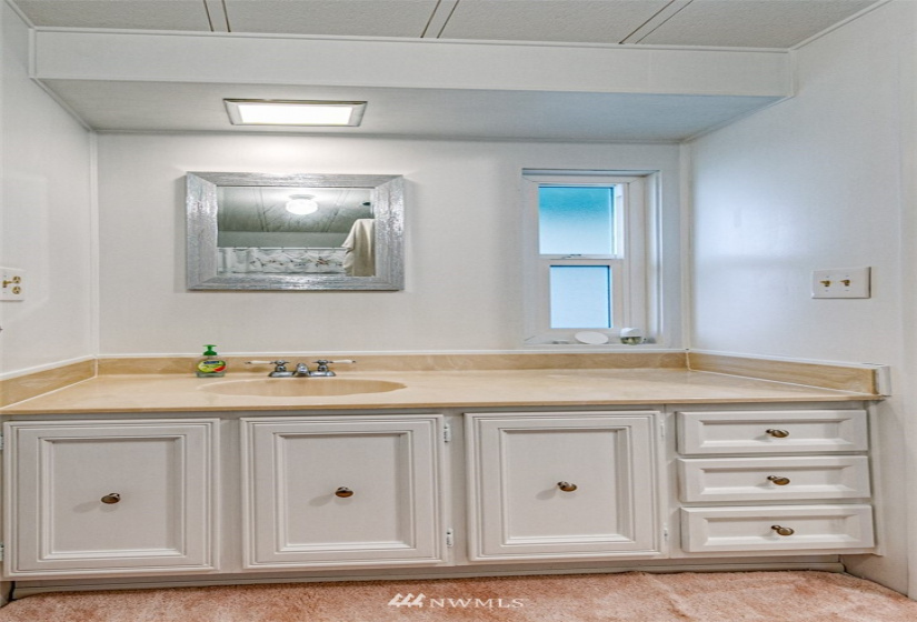 301 7th, Sequim, Washington 98382, 3 Bedrooms Bedrooms, ,2 BathroomsBathrooms,Manufactured In Park,For Sale,7th,NWM1856974