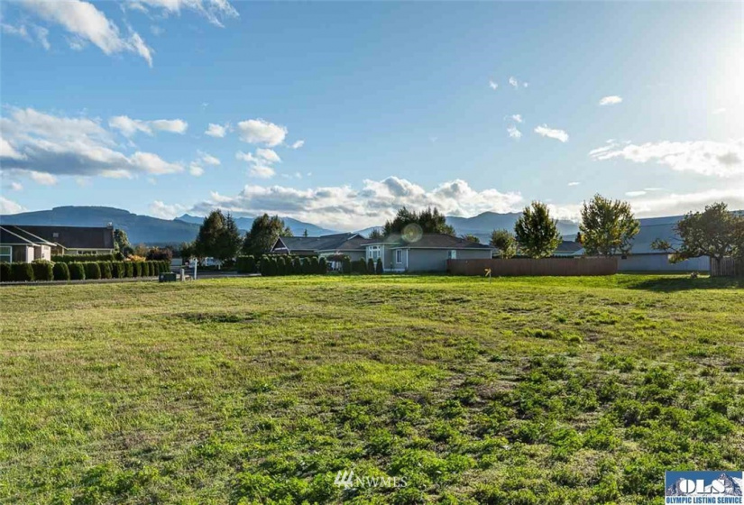 1051 Lindsey Lane, Sequim, Washington 98382, ,Land,For Sale,The Meadows,Lindsey Lane,NWM1857043