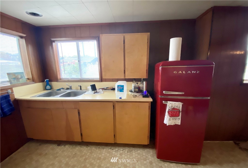 410 Washington, Dayton, Washington 99328, 3 Bedrooms Bedrooms, ,1 BathroomBathrooms,Residential,For Sale,Washington,NWM1856847