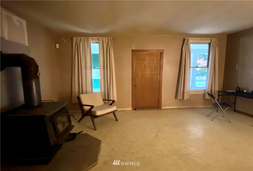 410 Washington, Dayton, Washington 99328, 3 Bedrooms Bedrooms, ,1 BathroomBathrooms,Residential,For Sale,Washington,NWM1856847