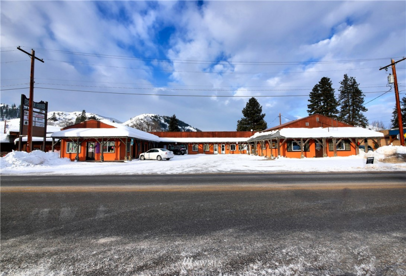 125 Methow valley, Twisp, Washington 98856, ,Commercial Sale,For Sale,Methow valley,NWM1856924