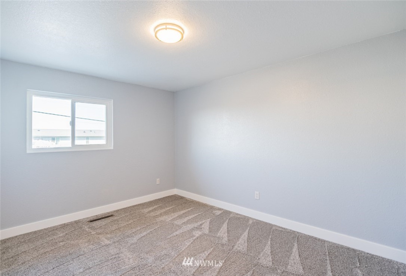 1421 Lakeway, Moses Lake, Washington 98837, 4 Bedrooms Bedrooms, ,2 BathroomsBathrooms,Residential,For Sale,Broadripple Add #3,Lakeway,NWM1857203