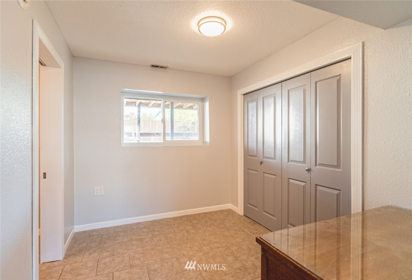1421 Lakeway, Moses Lake, Washington 98837, 4 Bedrooms Bedrooms, ,2 BathroomsBathrooms,Residential,For Sale,Broadripple Add #3,Lakeway,NWM1857203
