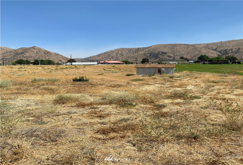 21317 US 97, Orondo, Washington 98843, ,Commercial Sale,For Sale,US 97,NWM1857260