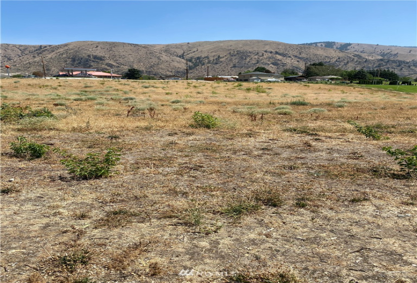 21317 US 97, Orondo, Washington 98843, ,Commercial Sale,For Sale,US 97,NWM1857260