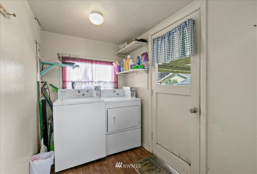 1651 35th, Tacoma, Washington 98418, ,Residential Income,For Sale,Chandler's Replat,35th,NWM1857259