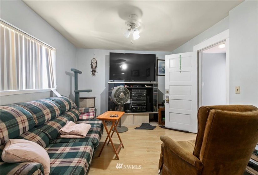 1651 35th, Tacoma, Washington 98418, ,Residential Income,For Sale,Chandler's Replat,35th,NWM1857259