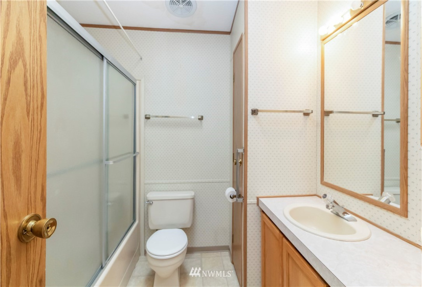 5900 64th, Marysville, Washington 98270, 2 Bedrooms Bedrooms, ,2 BathroomsBathrooms,Residential,For Sale,Glenwood Mobile Estates,64th,NWM1856004