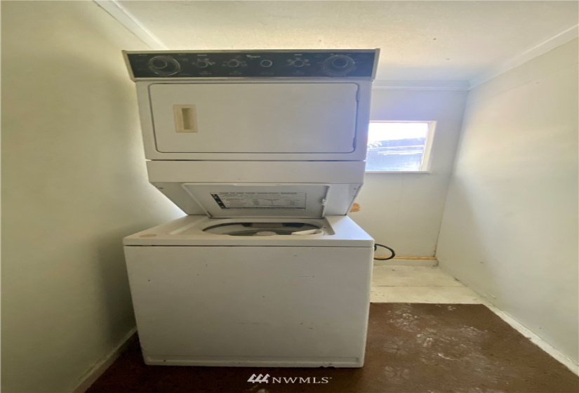 218 Warren, Waitsburg, Washington 99361, 2 Bedrooms Bedrooms, ,1 BathroomBathrooms,Residential,For Sale,Warren,NWM1856851