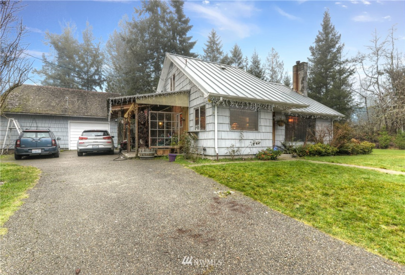5739 Steamboat Island, Olympia, Washington 98502, 1 Bedroom Bedrooms, ,1 BathroomBathrooms,Residential,For Sale,Steamboat Island,NWM1857473