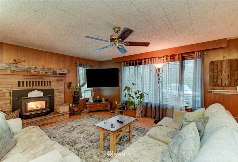 5739 Steamboat Island, Olympia, Washington 98502, 1 Bedroom Bedrooms, ,1 BathroomBathrooms,Residential,For Sale,Steamboat Island,NWM1857473