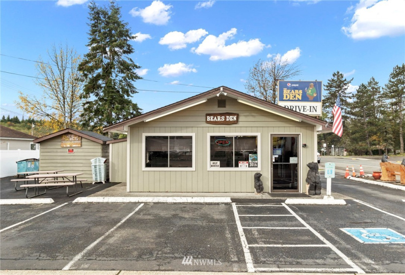 301 Simpson, McCleary, Washington 98557, ,Commercial Sale,For Sale,Simpson,NWM1853007