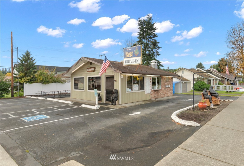 301 Simpson, McCleary, Washington 98557, ,Commercial Sale,For Sale,Simpson,NWM1853007
