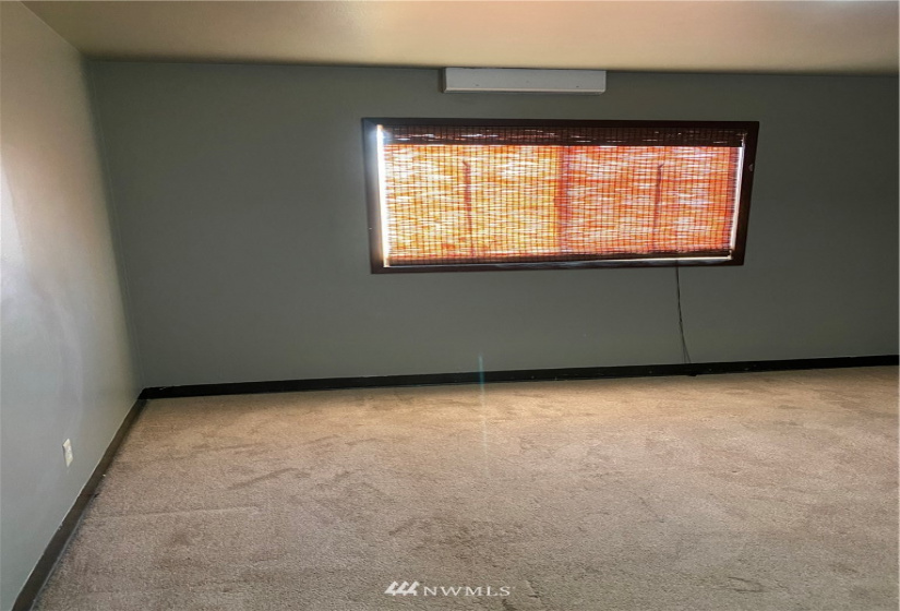 1016 Lowry, Moses Lake, Washington 98837, ,Residential Income,For Sale,Larson,Lowry,NWM1856757