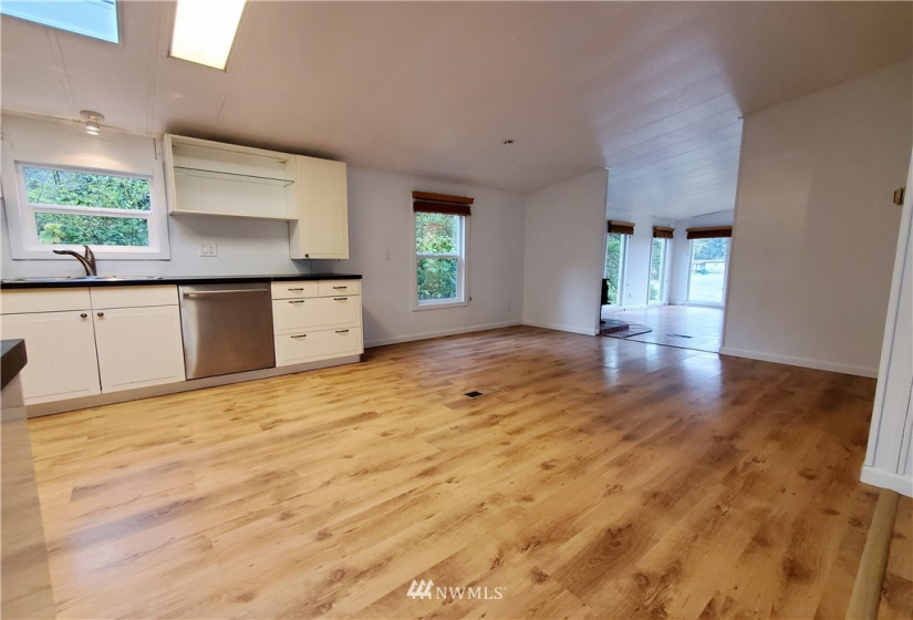 130 Salmon, Clallam Bay, Washington 98326, 3 Bedrooms Bedrooms, ,1 BathroomBathrooms,Residential,For Sale,Salmon,NWM1857546