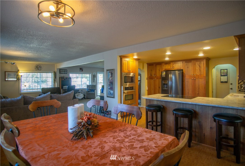 1354 Sumach, Walla Walla, Washington 99362, 5 Bedrooms Bedrooms, ,2 BathroomsBathrooms,Residential,For Sale,Sumach,NWM1857956