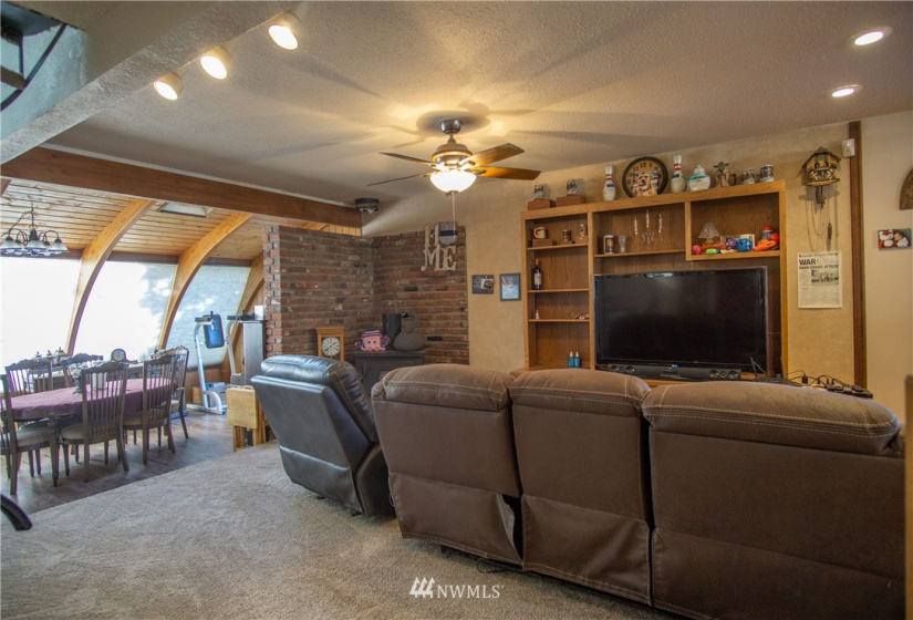 1354 Sumach, Walla Walla, Washington 99362, 5 Bedrooms Bedrooms, ,2 BathroomsBathrooms,Residential,For Sale,Sumach,NWM1857956