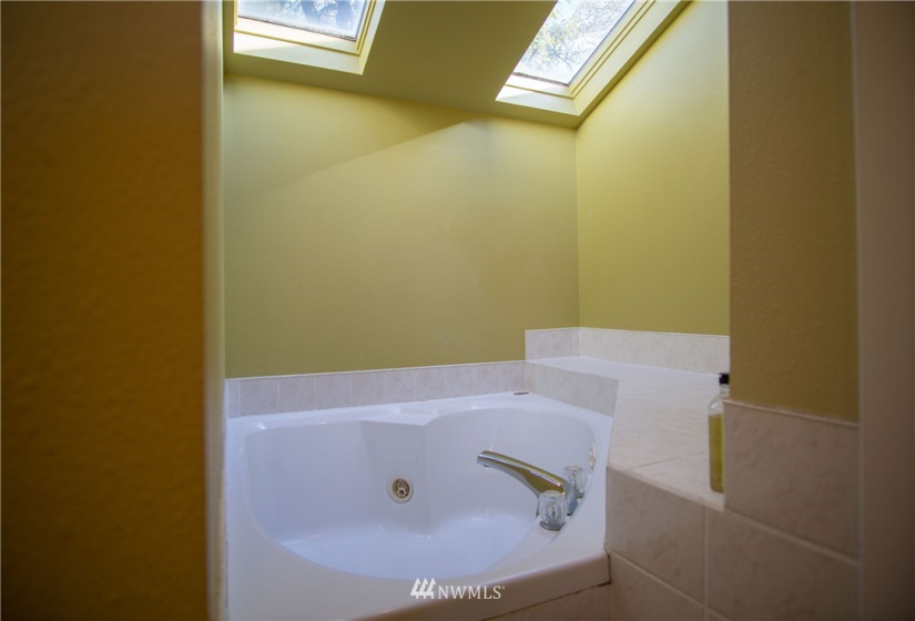 1354 Sumach, Walla Walla, Washington 99362, 5 Bedrooms Bedrooms, ,2 BathroomsBathrooms,Residential,For Sale,Sumach,NWM1857956