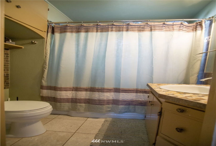 1354 Sumach, Walla Walla, Washington 99362, 5 Bedrooms Bedrooms, ,2 BathroomsBathrooms,Residential,For Sale,Sumach,NWM1857956