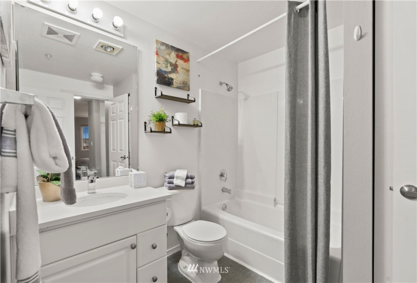 3318 30th, Seattle, Washington 98126, 1 Bedroom Bedrooms, ,1 BathroomBathrooms,Residential Lease,For Rent,30th,NWM1858240