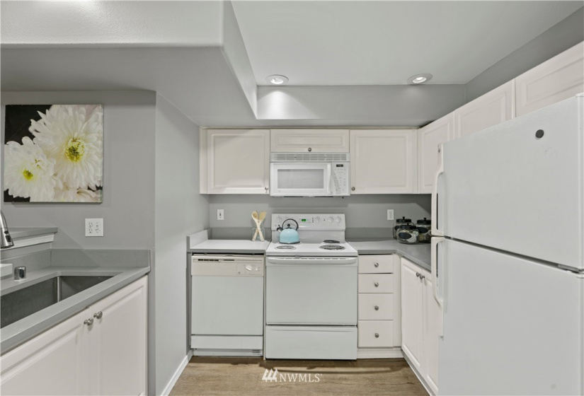 3318 30th, Seattle, Washington 98126, 1 Bedroom Bedrooms, ,1 BathroomBathrooms,Residential Lease,For Rent,30th,NWM1858240