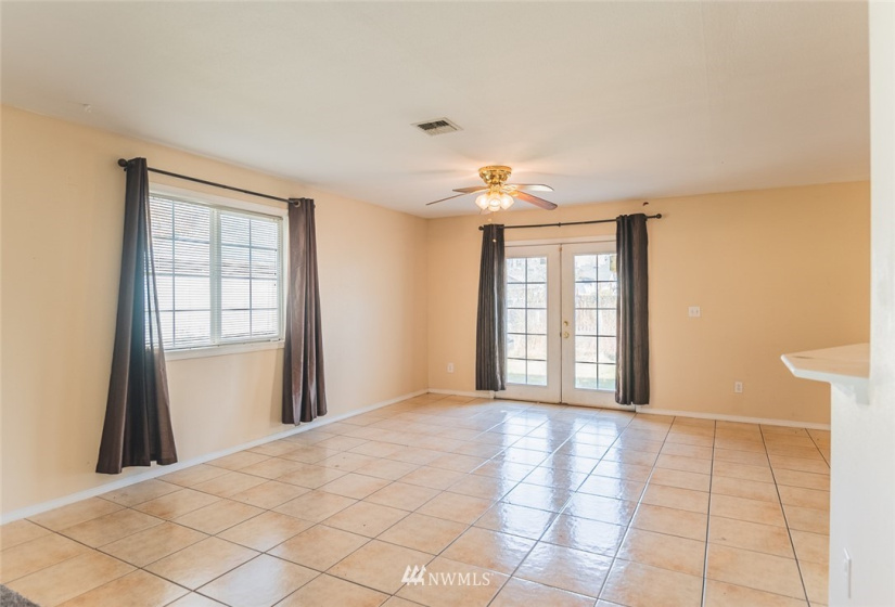 1146 A, Ephrata, Washington 98823, 3 Bedrooms Bedrooms, ,2 BathroomsBathrooms,Residential,For Sale,A,NWM1858250