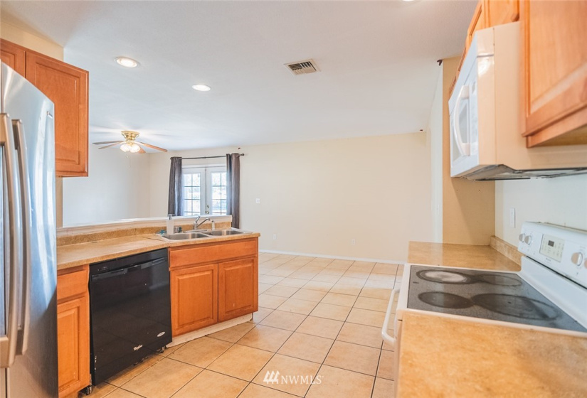 1146 A, Ephrata, Washington 98823, 3 Bedrooms Bedrooms, ,2 BathroomsBathrooms,Residential,For Sale,A,NWM1858250