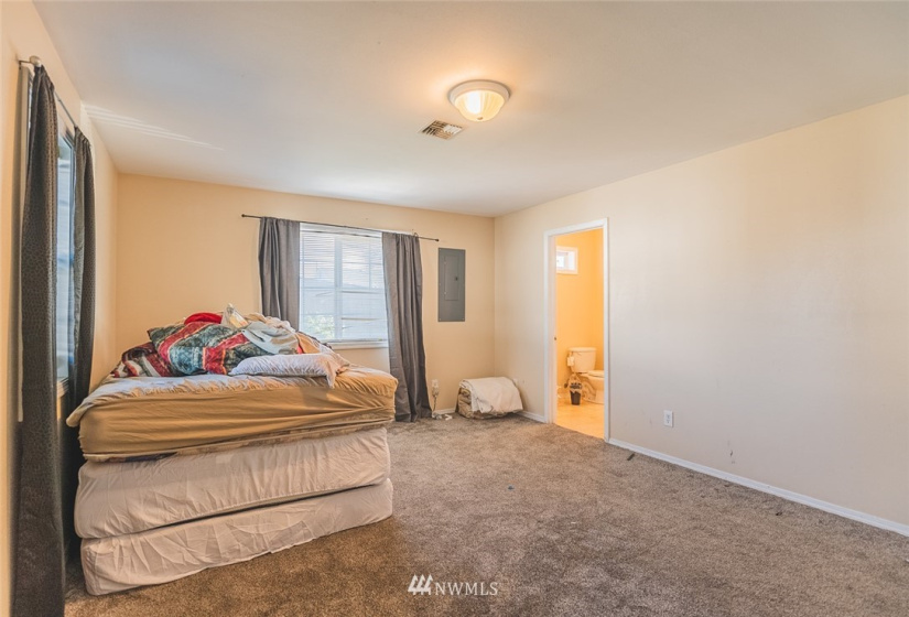 1146 A, Ephrata, Washington 98823, 3 Bedrooms Bedrooms, ,2 BathroomsBathrooms,Residential,For Sale,A,NWM1858250