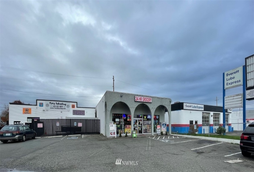 2405 Broadway, Everett, Washington 98201, ,Business Opportunity,For Sale,Broadway,NWM1858291