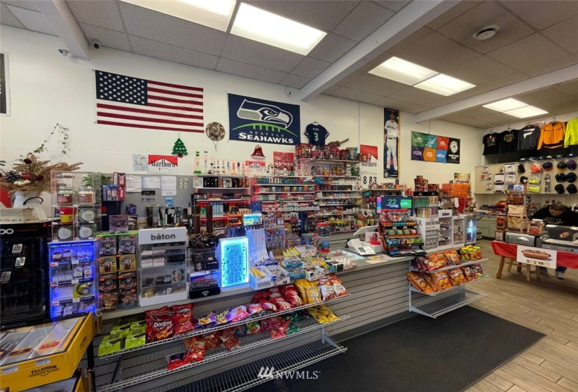 2405 Broadway, Everett, Washington 98201, ,Business Opportunity,For Sale,Broadway,NWM1858291