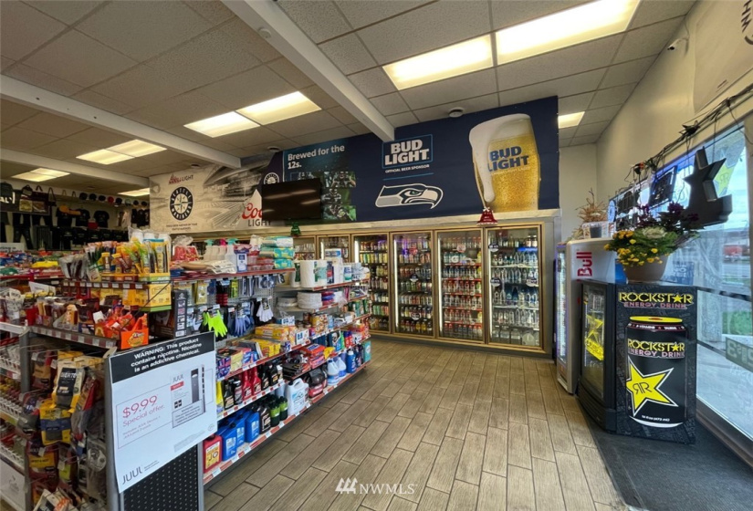 2405 Broadway, Everett, Washington 98201, ,Business Opportunity,For Sale,Broadway,NWM1858291