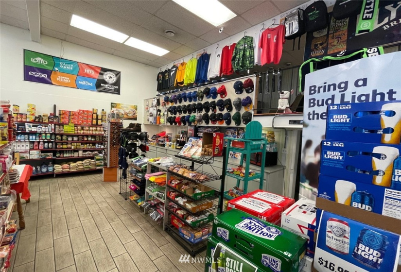 2405 Broadway, Everett, Washington 98201, ,Business Opportunity,For Sale,Broadway,NWM1858291