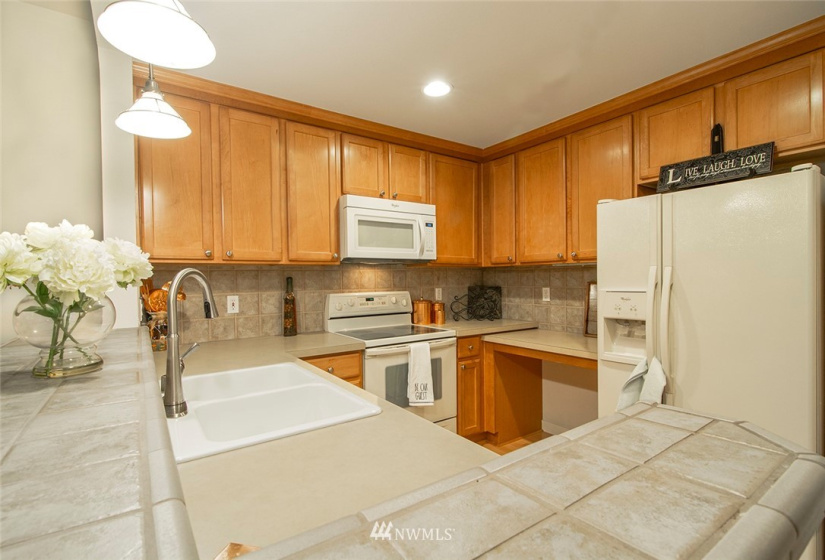 55 Williams, Renton, Washington 98057, 1 Bedroom Bedrooms, ,1 BathroomBathrooms,Residential,For Sale,55 WILLIAMS CONDOMINIUM,Williams,NWM1857830