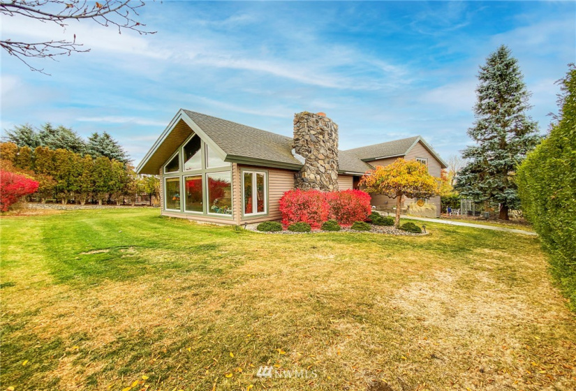 911 Armstrong, Wilbur, Washington 99185, 3 Bedrooms Bedrooms, ,2 BathroomsBathrooms,Residential,For Sale,Armstrong,NWM1857456