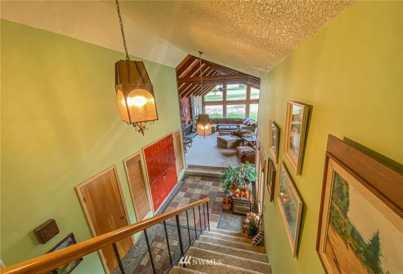 911 Armstrong, Wilbur, Washington 99185, 3 Bedrooms Bedrooms, ,2 BathroomsBathrooms,Residential,For Sale,Armstrong,NWM1857456